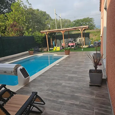 Loge Au Ptitbonheur Apartamento
