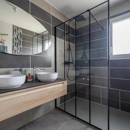 Loge Au Ptitbonheur Apartment Savasse