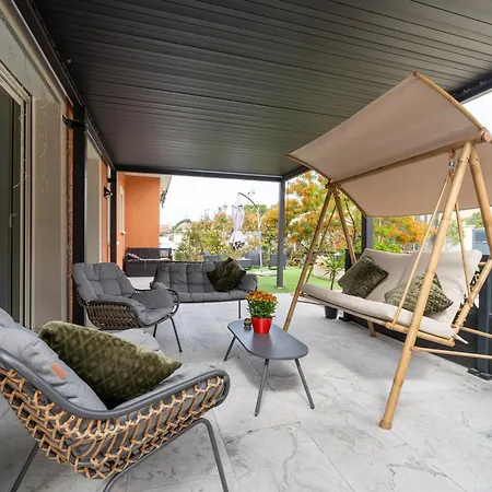 Loge Au Ptitbonheur - Piscine Près De Montélimar Apartamento *