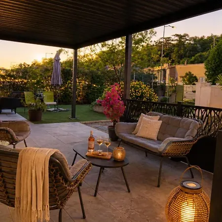 Loge Au Ptitbonheur - Piscine Pres De Montelimar * Savasse