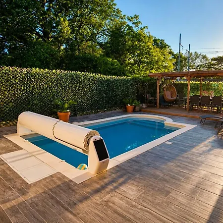 شقة Loge Du Bonheur Piscine Pres De Montelimar